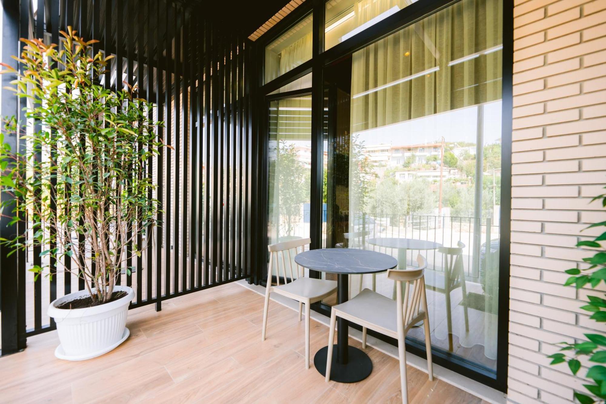Noemie Hotel Himare Ngoại thất bức ảnh