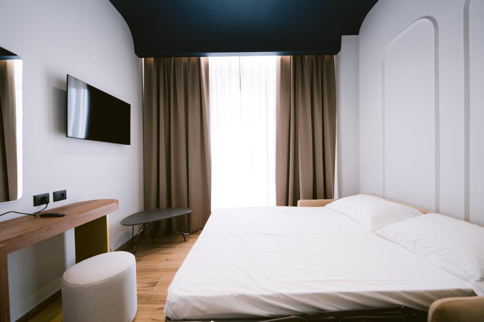 Noemie Hotel Himare Ngoại thất bức ảnh