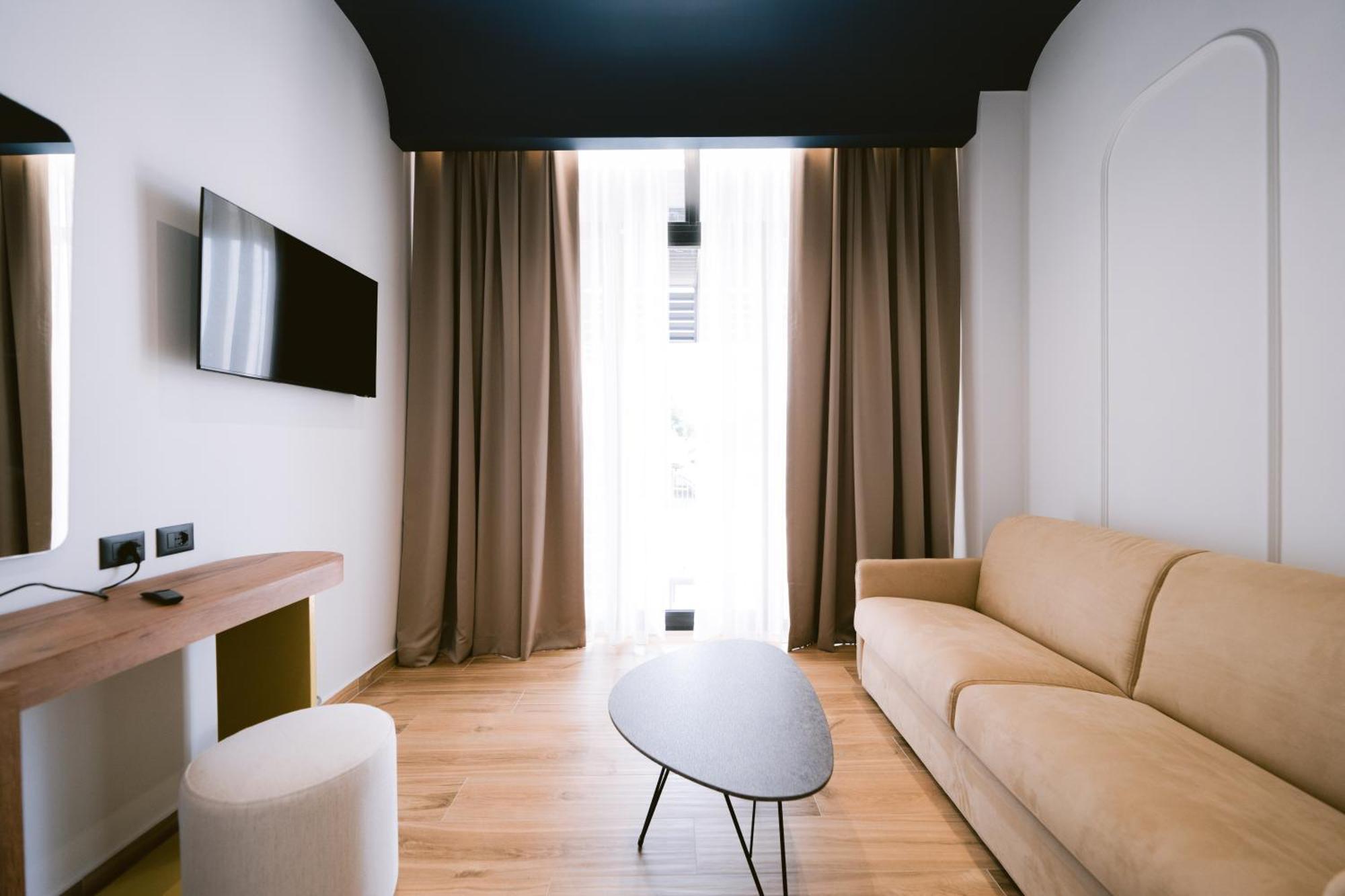 Noemie Hotel Himare Ngoại thất bức ảnh