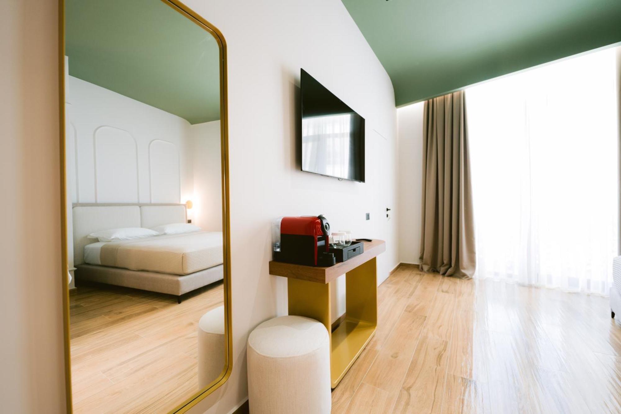 Noemie Hotel Himare Ngoại thất bức ảnh